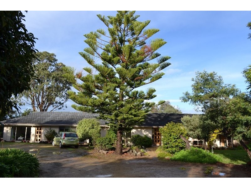 28 Green Island Avenue, Mount Martha VIC 3934