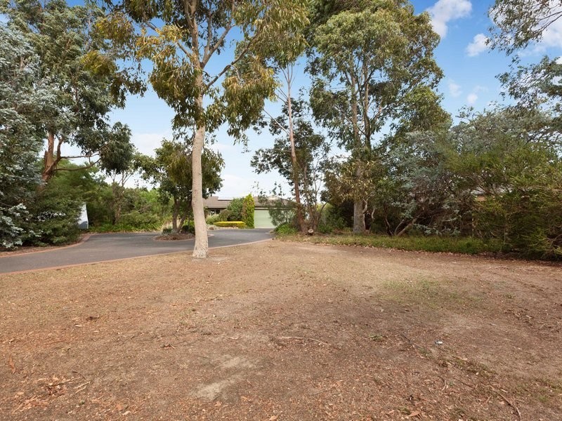 24 Green Island Ave, Mount Martha VIC 3934