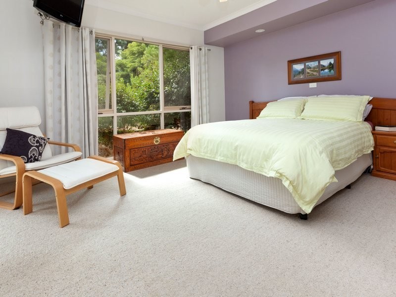 24 Green Island Ave, Mount Martha VIC 3934