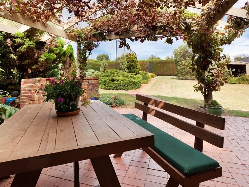 24 Green Island Ave, Mount Martha VIC 3934