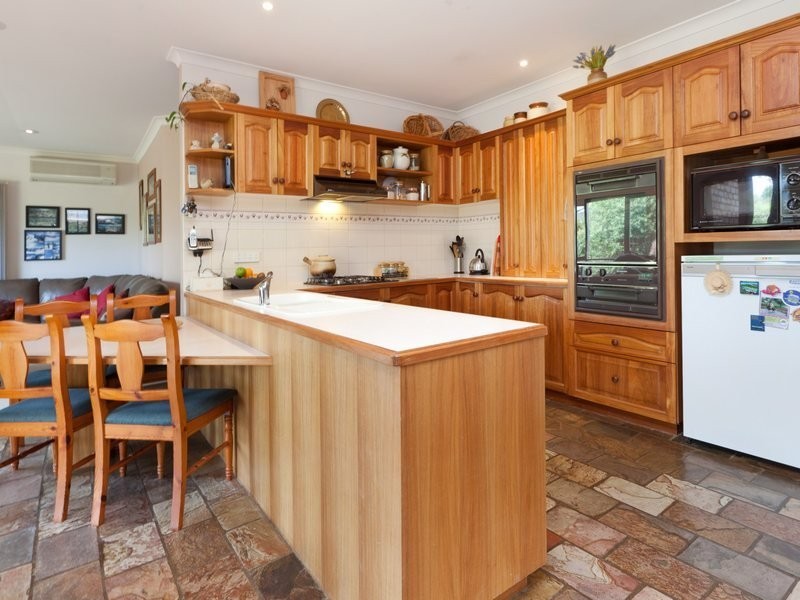 24 Green Island Avenue, Mount Martha VIC 3934