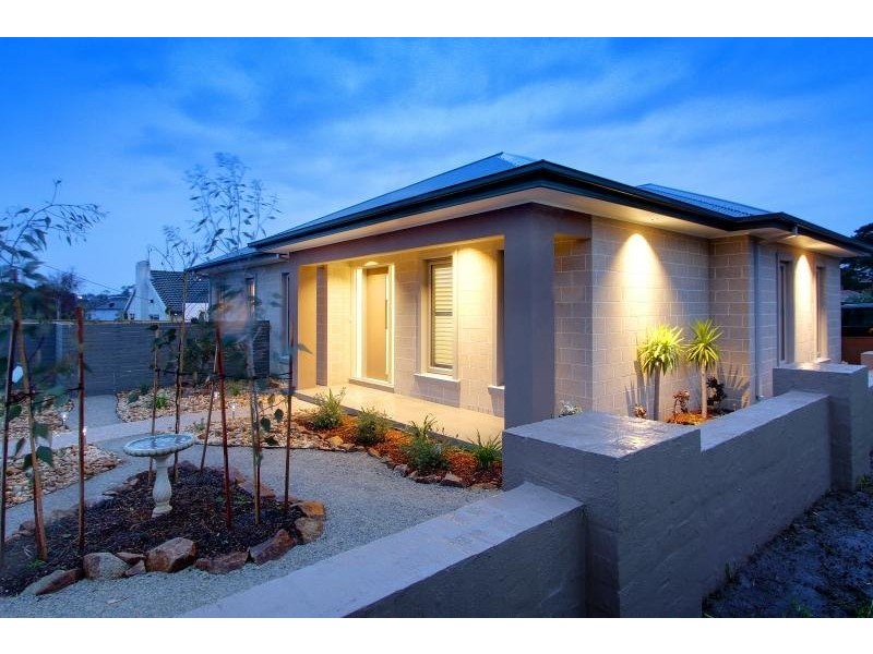 22 Strachans Road, Mornington VIC 3931