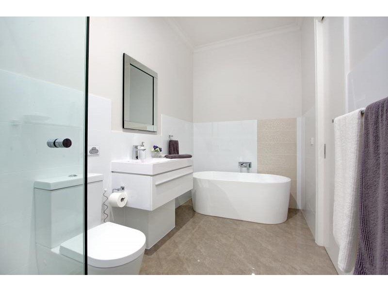 22 Strachans Road, Mornington VIC 3931