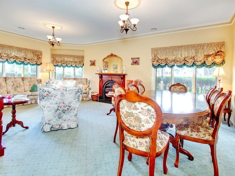 12 Halcyon Rise, Mornington VIC 3931