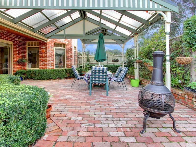 12 Halcyon Rise, Mornington VIC 3931