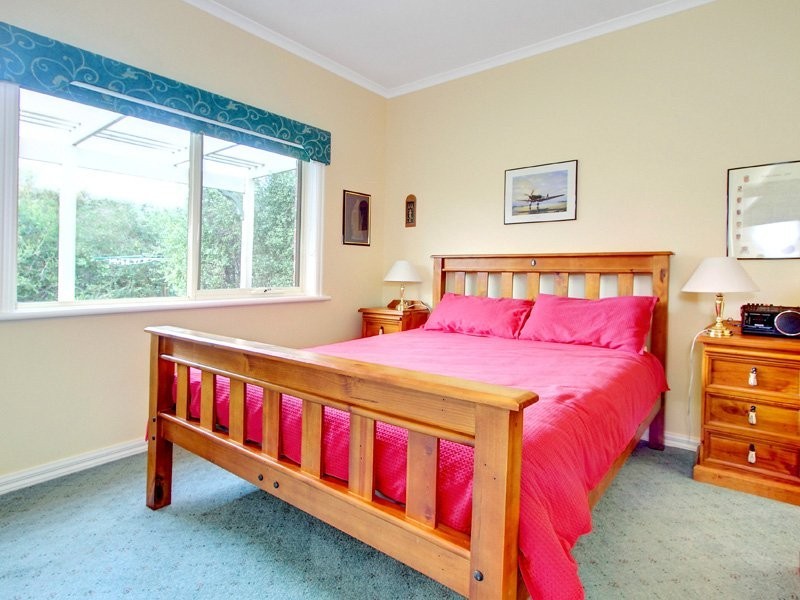 12 Halcyon Rise, Mornington VIC 3931