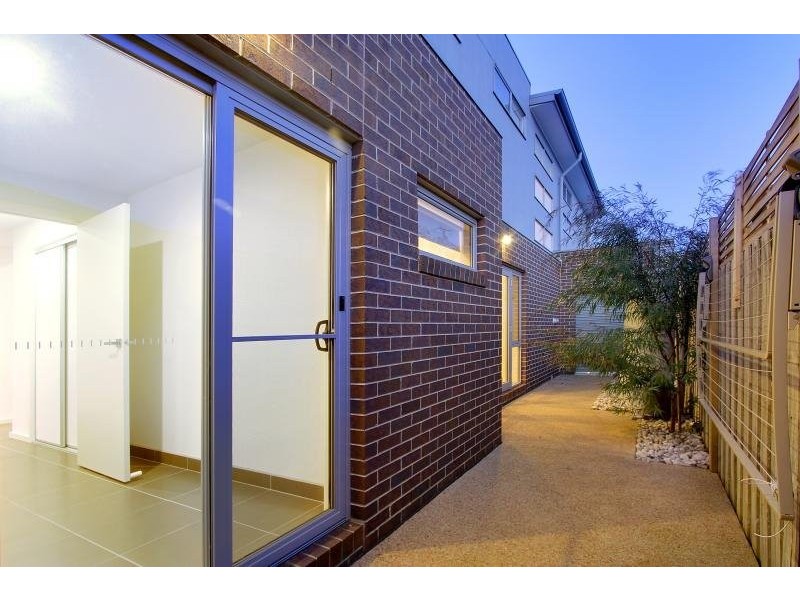 8A Iluka Place, Mornington VIC 3931