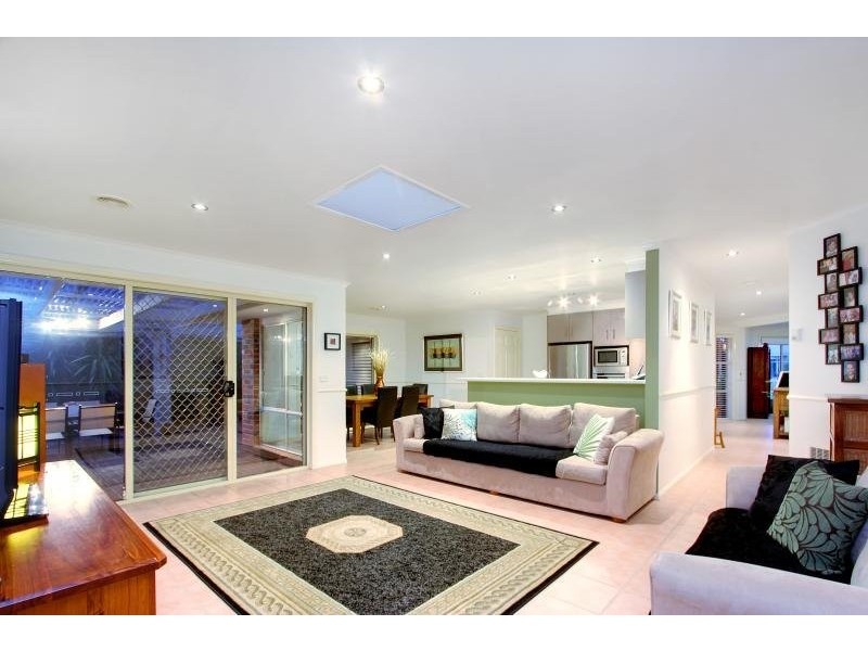 83 St Mitchell Circuit, Mornington VIC 3931