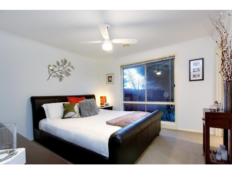 83 St Mitchell Circuit, Mornington VIC 3931