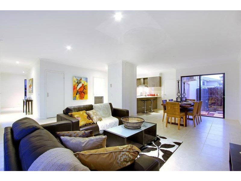 1/3 Hunter Street, Mornington VIC 3931