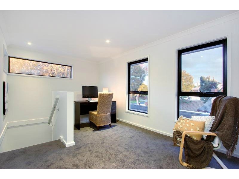 1/3 Hunter Street, Mornington VIC 3931