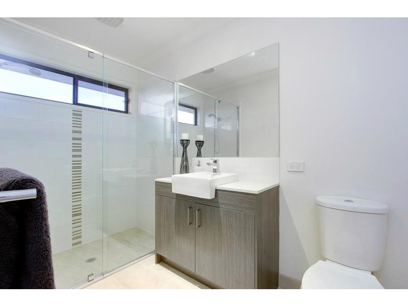 1/3 Hunter Street, Mornington VIC 3931