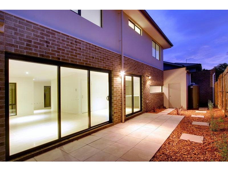 2/3 Hunter Street, Mornington VIC 3931