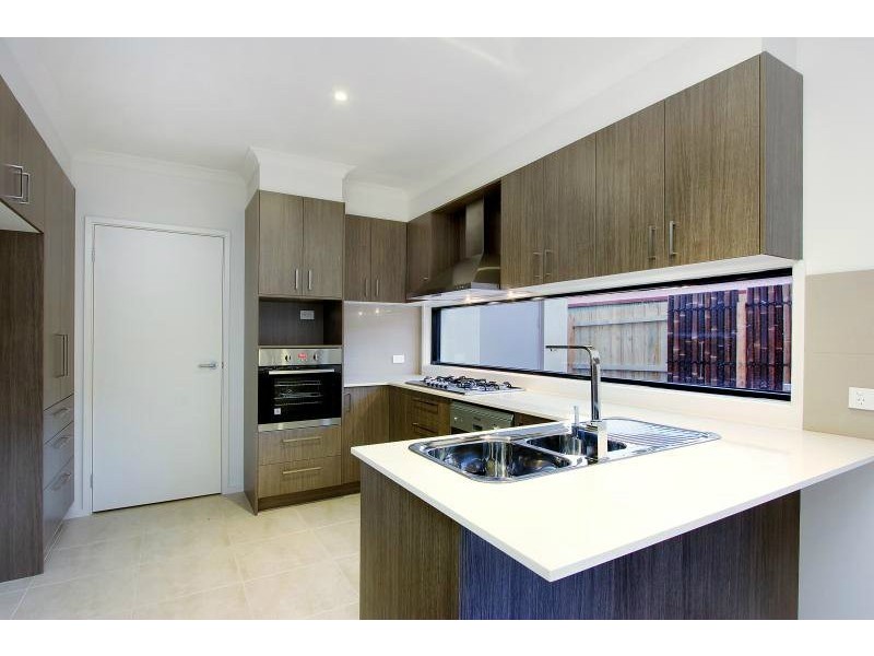 2/3 Hunter Street, Mornington VIC 3931