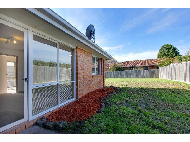 6 Nichols Drive, Mornington VIC 3931