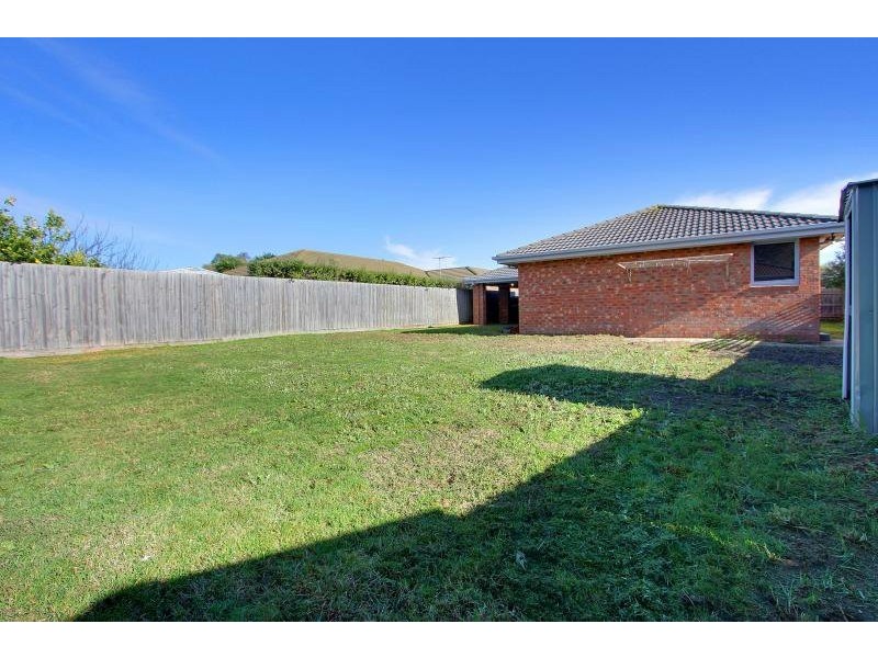 6 Nichols Drive, Mornington VIC 3931