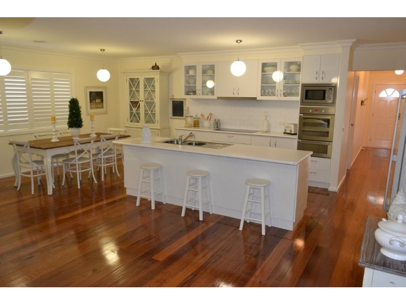 42 Marthas Ridge Drive, Mount Martha VIC 3934