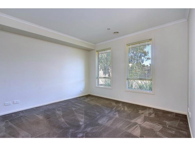 1B Hutson Way, Mount Martha VIC 3934