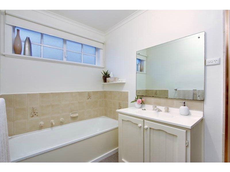 14 Inglis Street, Mornington VIC 3931