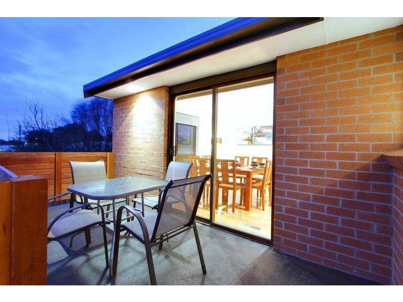 61 Dorothy Crescent, Mornington VIC 3931