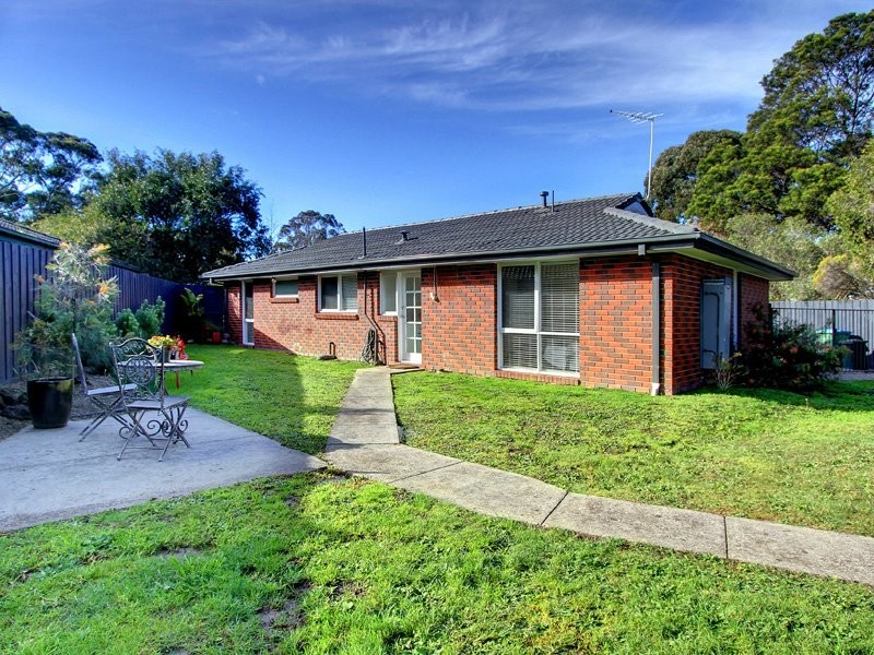 7 Parwan Cres, Mornington VIC 3931