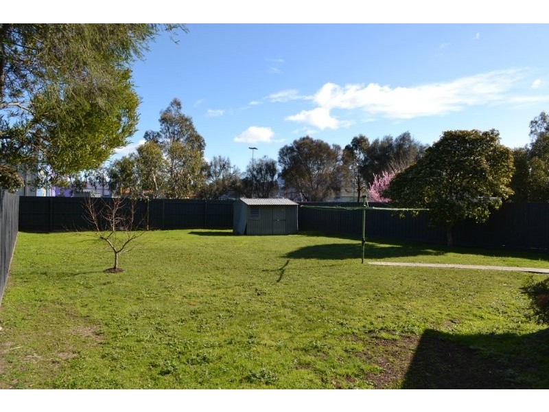 7 Parwan Cres, Mornington VIC 3931