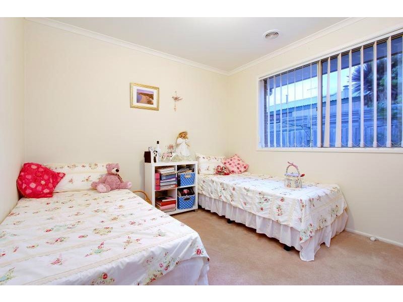 36 Eric Crescent, Mornington VIC 3931