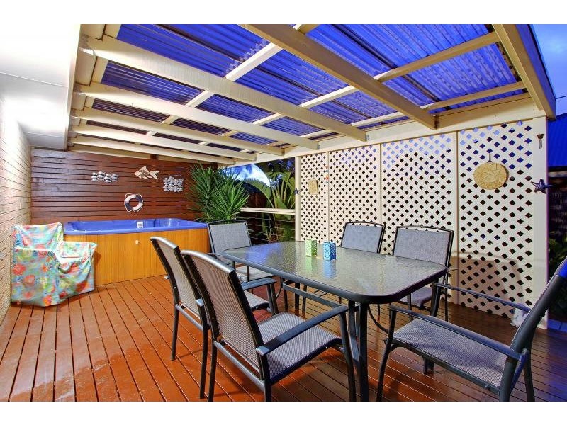 36 Eric Crescent, Mornington VIC 3931