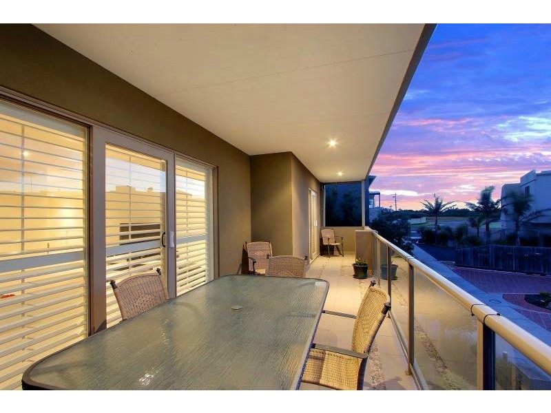 2A Strachans Road, Mornington VIC 3931