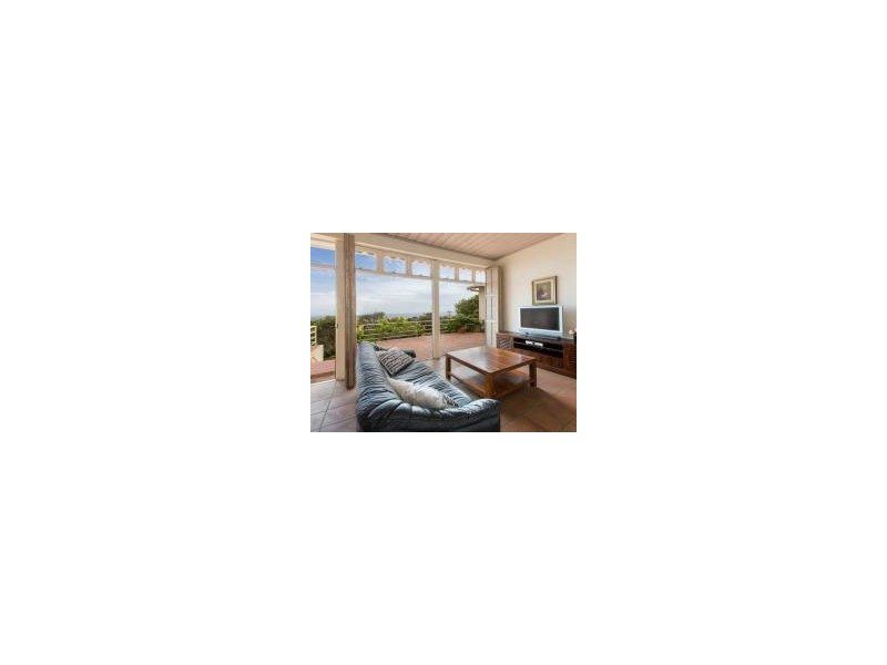 36 Watts Pde, Mount Eliza VIC 3930