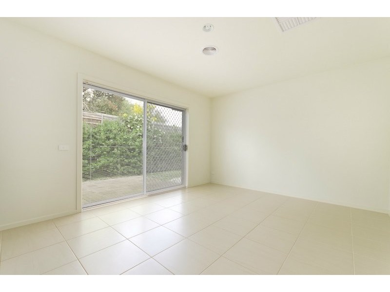 8 /22A Green Island Avenue, Mount Martha VIC 3934