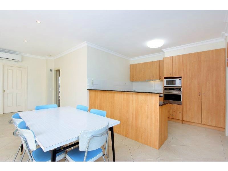 2 /1 Haig street, Mornington VIC 3931