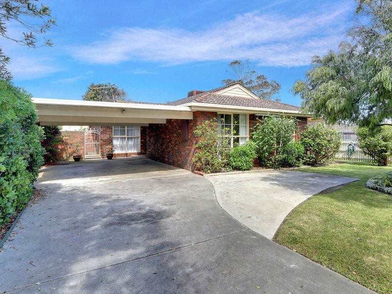 4 Neptune Street, Mornington VIC 3931