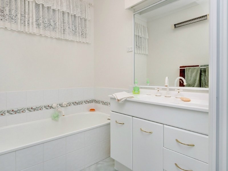 4 Neptune Street, Mornington VIC 3931