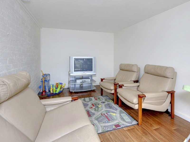 11 /25 Barkly Street, Mornington VIC 3931