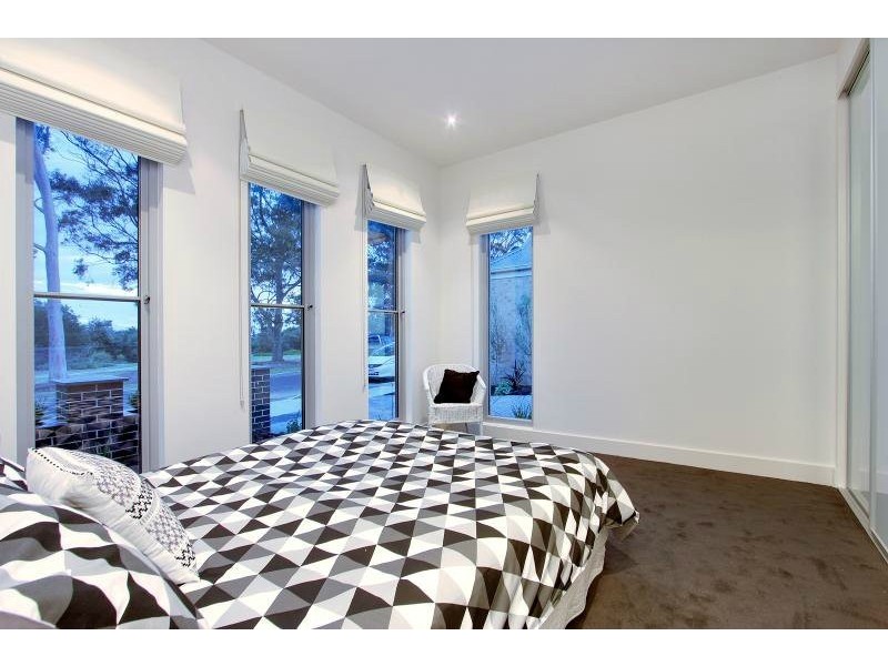 29 Empire Street, Mornington VIC 3931