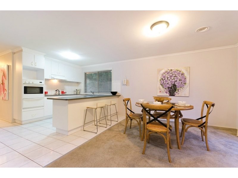 16 Bayrise Drive, Mornington VIC 3931