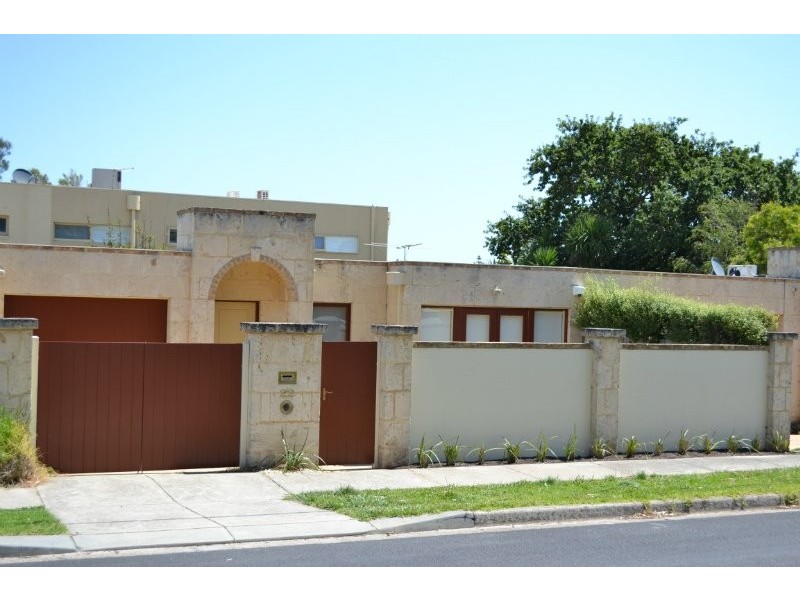 22 Webb Street, Mornington VIC 3931