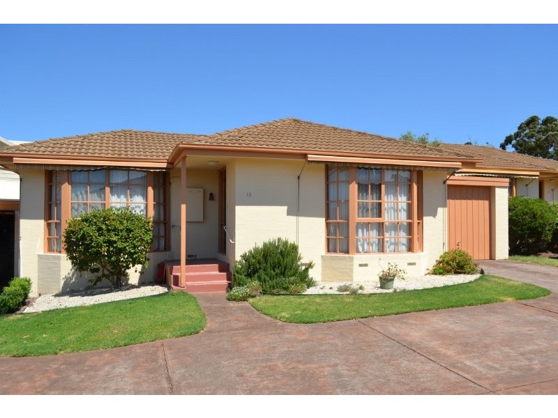 11 /49-51 Separation Street, Mornington VIC 3931