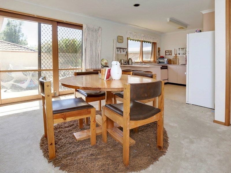 11 /49-51 Separation Street, Mornington VIC 3931