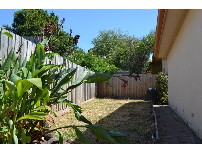 11 /49-51 Separation Street, Mornington VIC 3931