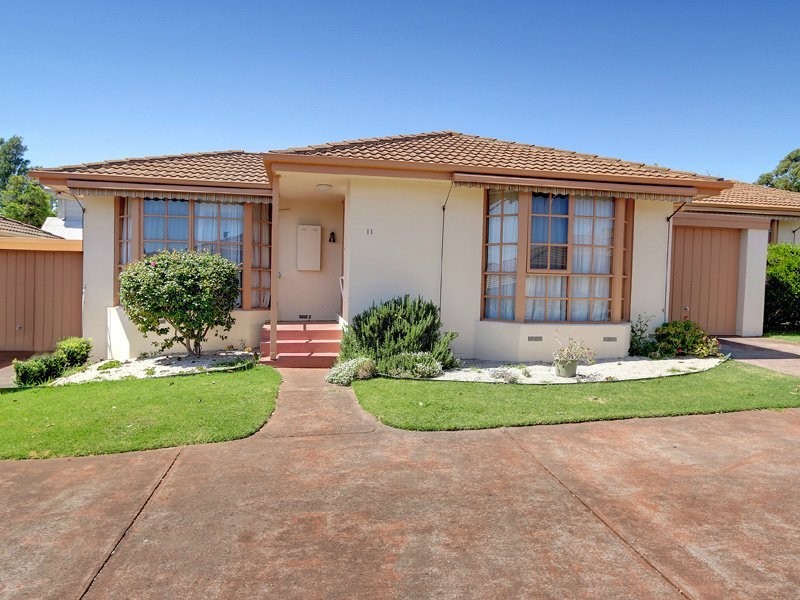 11 /49-51 Separation Street, Mornington VIC 3931