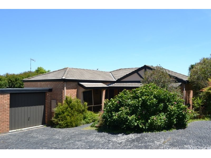 3 /33-37 Balcombe Street, Mornington VIC 3931