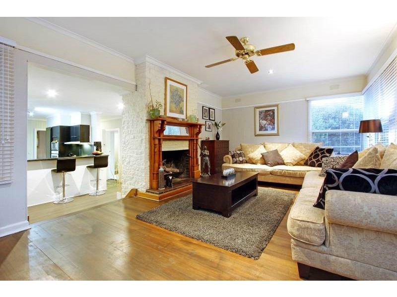 32 Mountain View Road, Mount Eliza VIC 3930