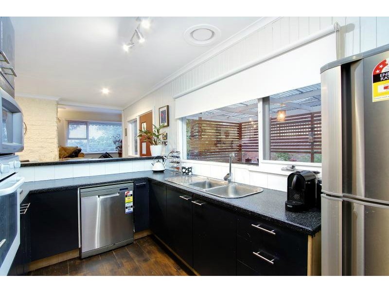 32 Mountain View Road, Mount Eliza VIC 3930