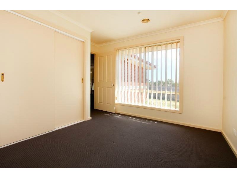 2 Glendenning Rise, Mornington VIC 3931