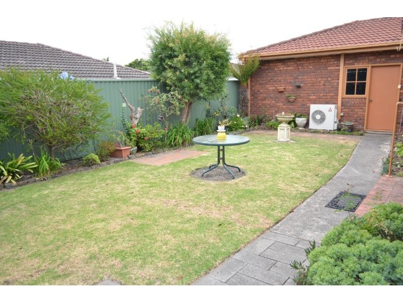 2 /14 King Street, Mornington VIC 3931