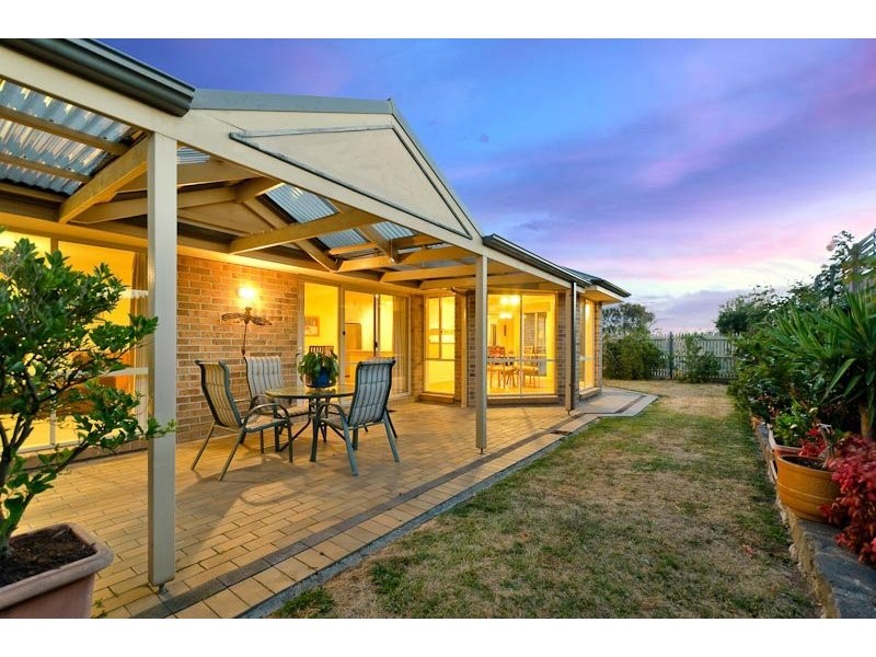 21 Longwood Drive, Mornington VIC 3931