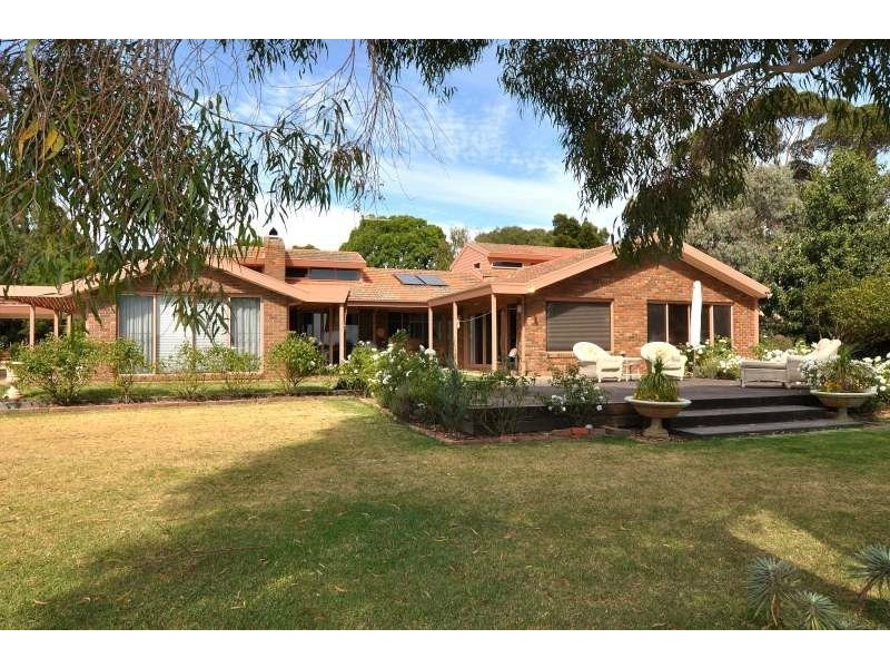 50 Sandy Point Road, Somers VIC 3927