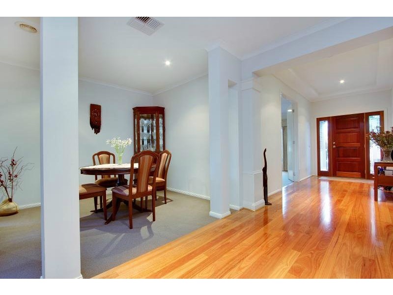 8 Park Avenue, Mornington VIC 3931